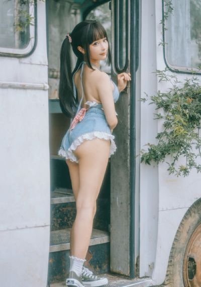王多鱼打扑克高清视频